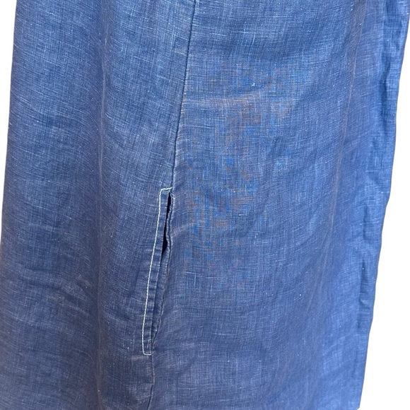 Sleeveless Blue Dress - Picture 4 of 9